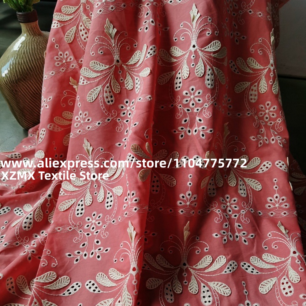 Vintage Sewing Textile - 빨간색 바탕의 3D 꽃 자수 원단,